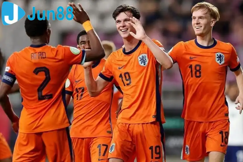 U19 Hà Lan được đánh giá cao hơn rất nhiều trong trận đấu này U19 Hà Lan được đánh giá cao hơn rất nhiều trong trận đấu này